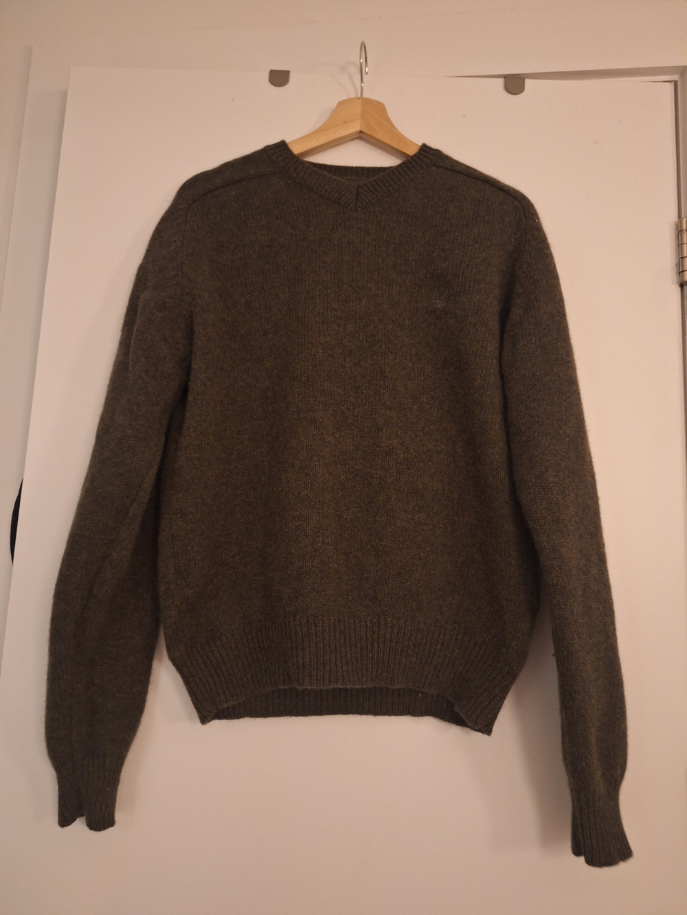 Men's V-Neck Timberland Lambs Wool Sweater in Olive Green